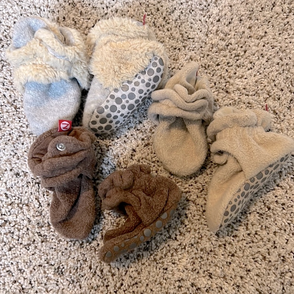 Zutano 12M Fleece Bootie Bundle